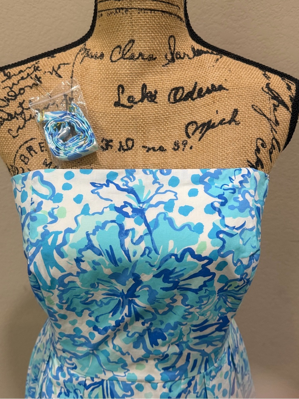 Lilly Pulitzer Strapless White Dress with Blue Floral Print - Picture 5 of 8